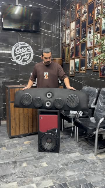 پکیج سیستم صوتی خودرو شامل تخته ۳ بعدی، سوپر تیوتر BOSEEPRO، ساب ووفر JBL 1200، پخش Pioneer و آمپلی‌فایر BOSEEPRO 4000